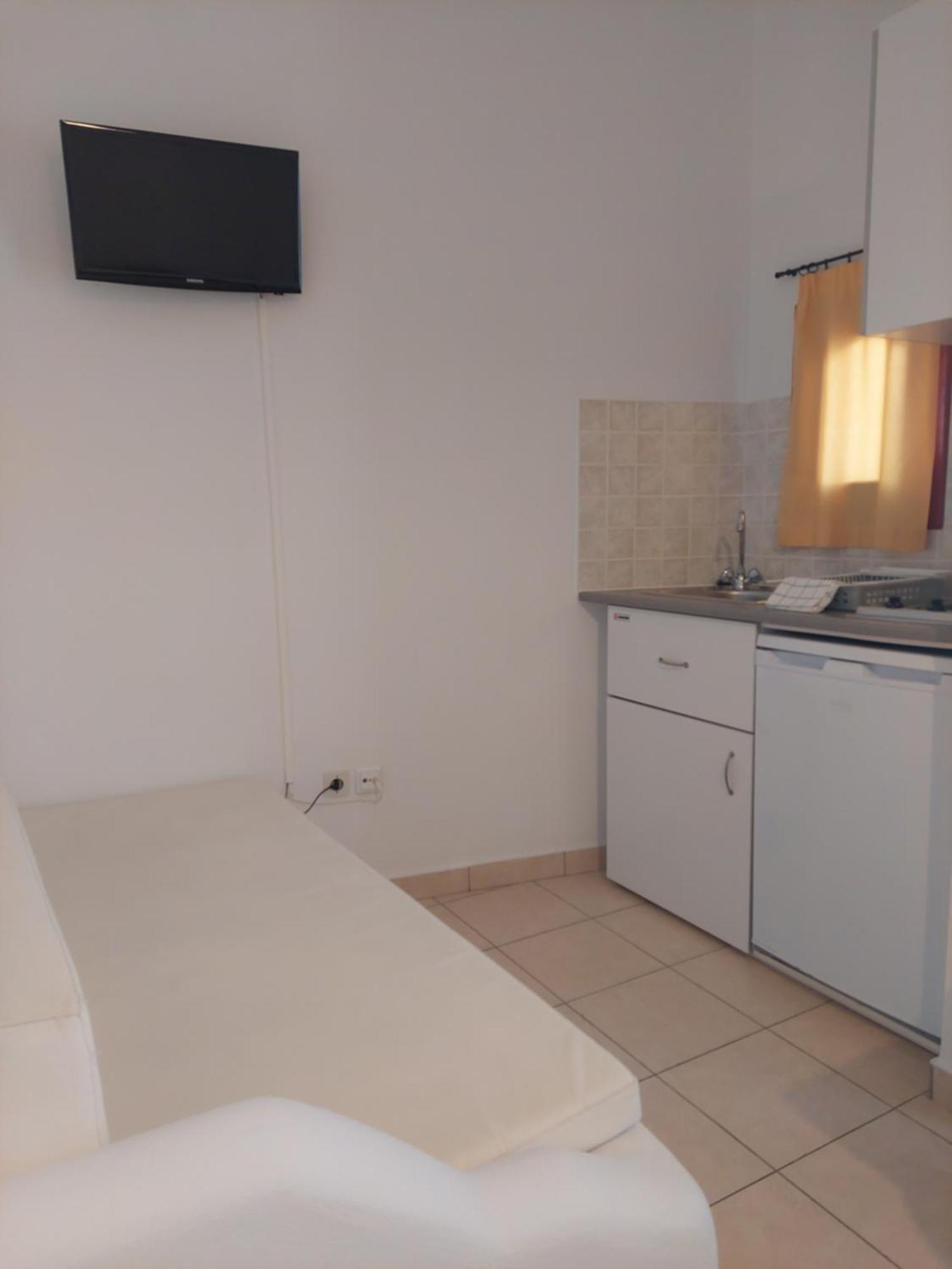 Elisso'S Philoxenia Aparthotel Agios Prokopios  Exteriör bild