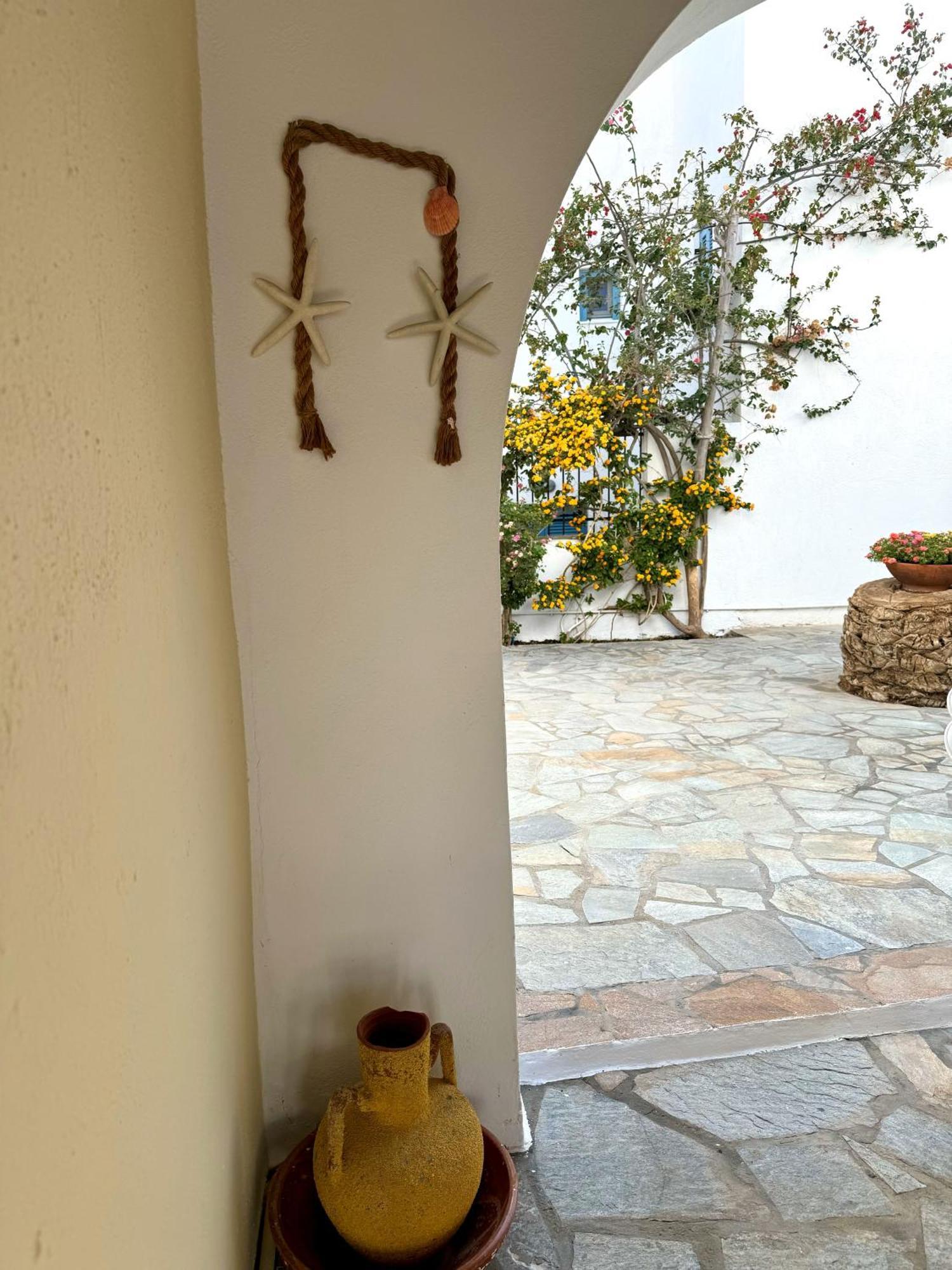 Elisso'S Philoxenia Aparthotel Agios Prokopios  Exteriör bild